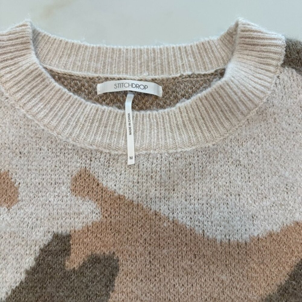 womens camo sweater crewneck size M by Stitchdrop - Picture 4 of 9